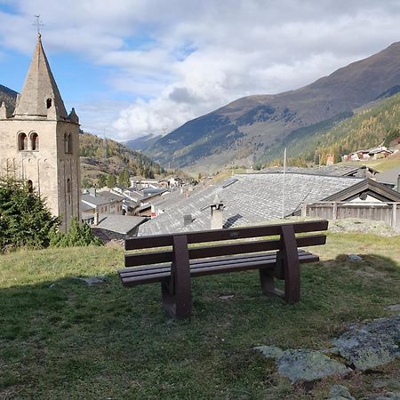 Bourg-Saint-Pierre : Le Cachet D'Antan Daire Dış mekan fotoğraf